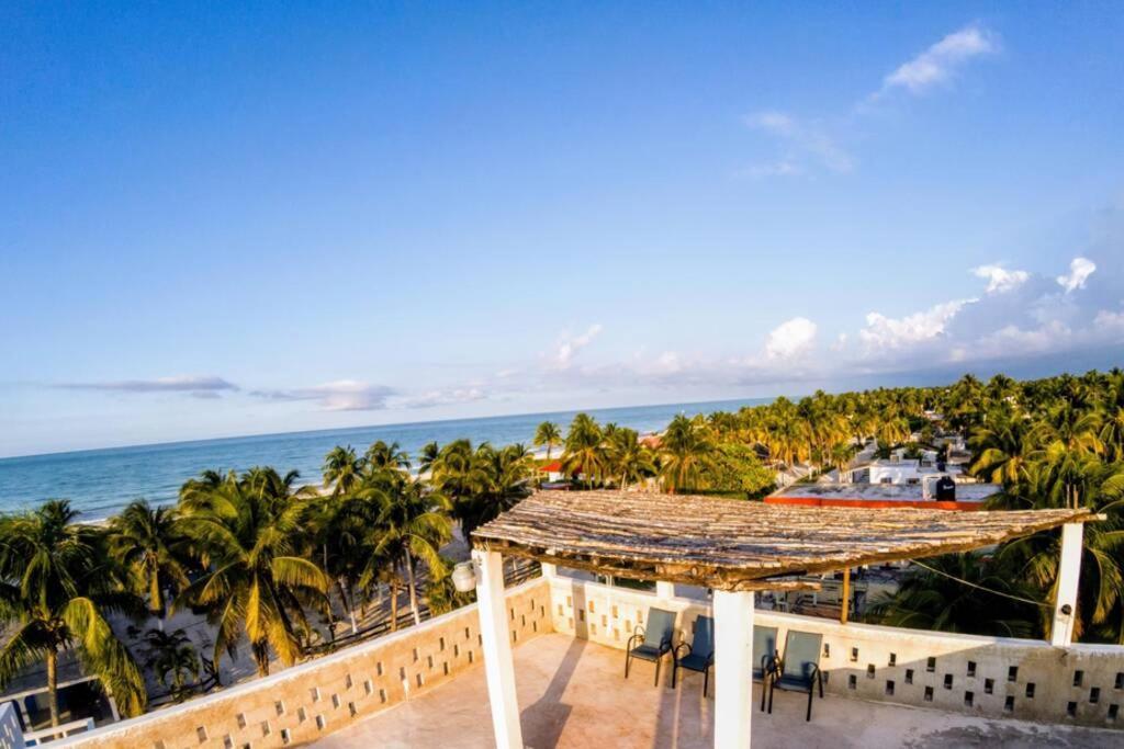 Costa Esmeralda El Cuyo Exterior photo
